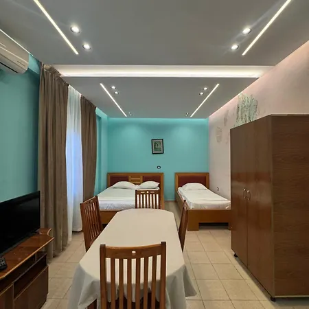Dragoi Hotel
